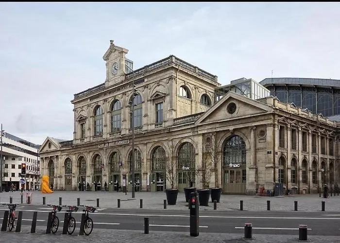 Incontournable In Front Of Gare Flandres Lejlighed